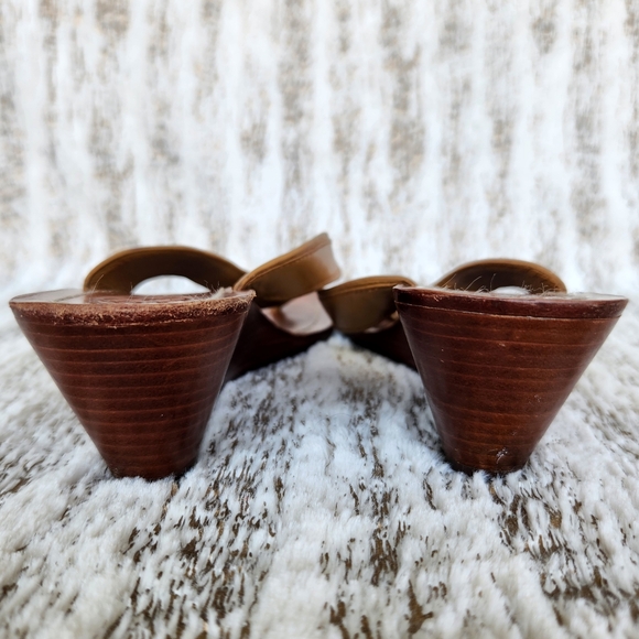 Tory Burch "Nora Mestico Wedge" Brown Leather Thong Sandal | Women's Size 7.5 - Picture 4 of 11